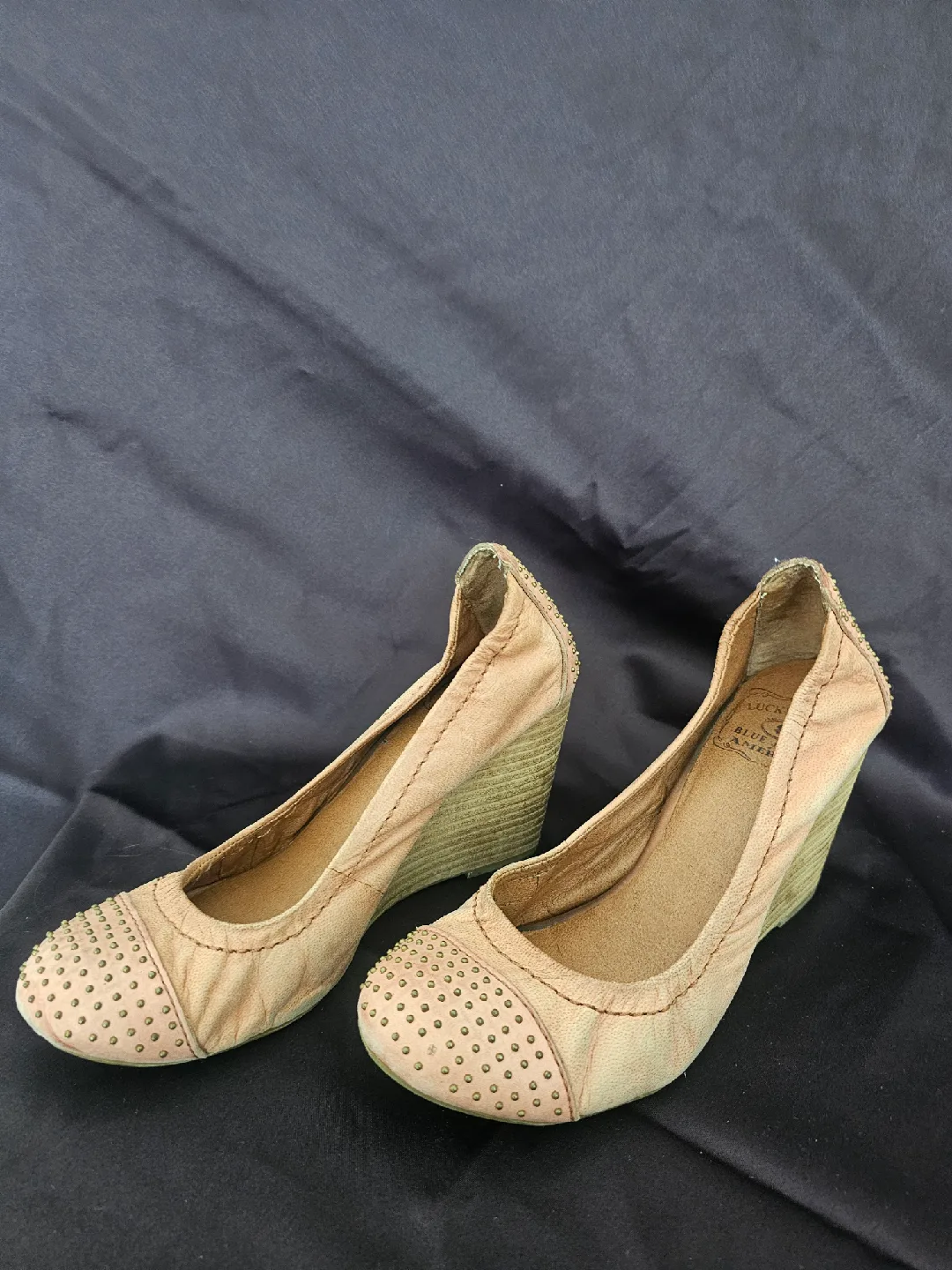 USED - Lucky Brand Women's Wedge Shoes - size 6 thumbnail