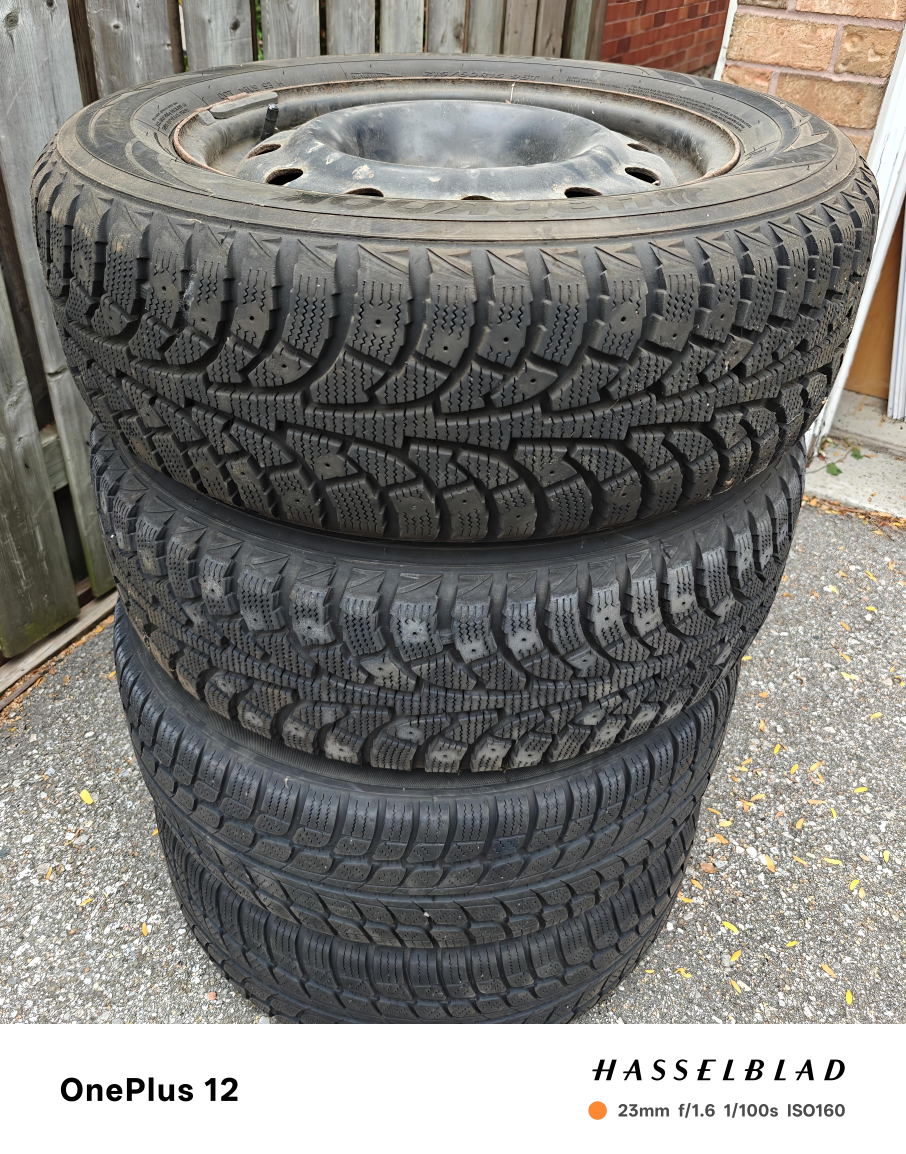 Used Winter Tires with Rim - 215/60/R16, Set of 4