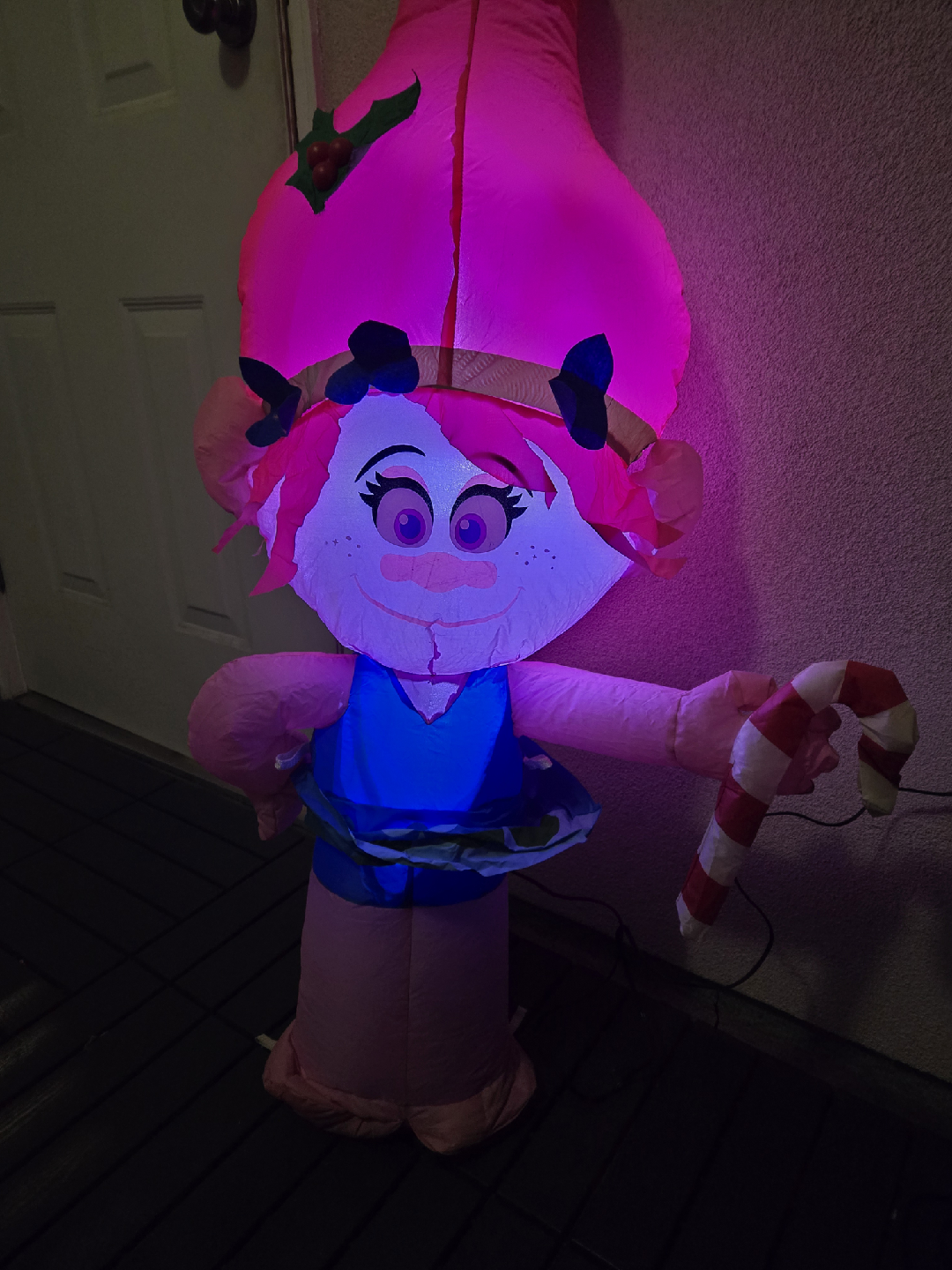 UPGRADED LED trolls poppy christmas inflatable - photo 2