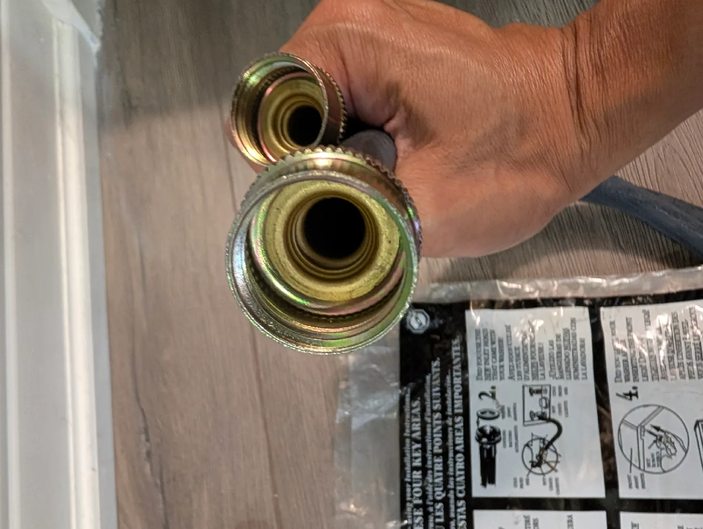 NIB - Laundry Machine Washer Hoses image indicator(3)