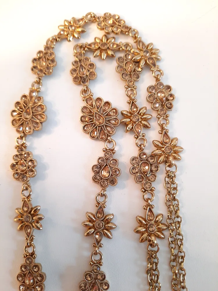 Gold-tone Statement Necklace image indicator(5)