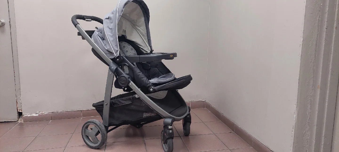 Graco Stroller - Excellent Condition! image indicator(4)