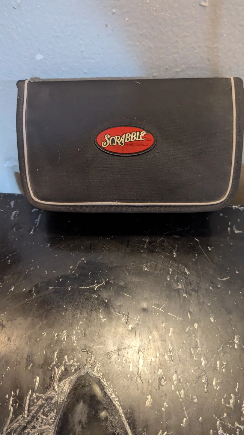 Scrabble Crossword Game - Game Folio Edition image indicator(5)