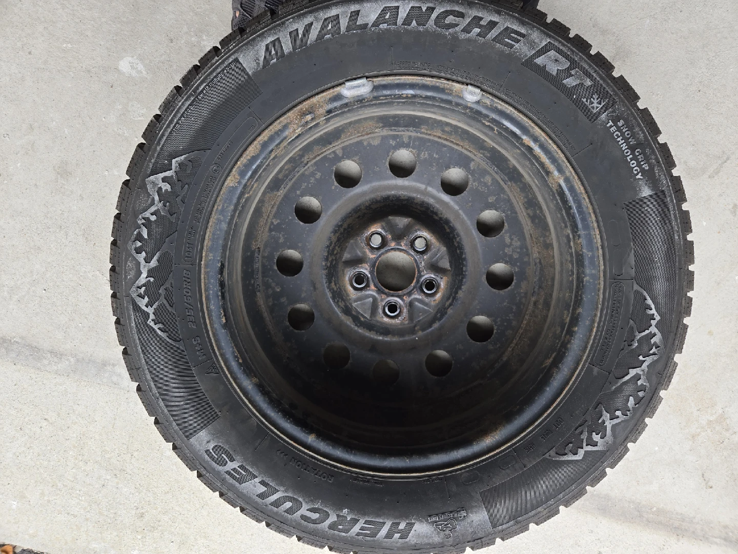 Hercules Avalanche RT Winter Tires 235/60R18 - photo 4