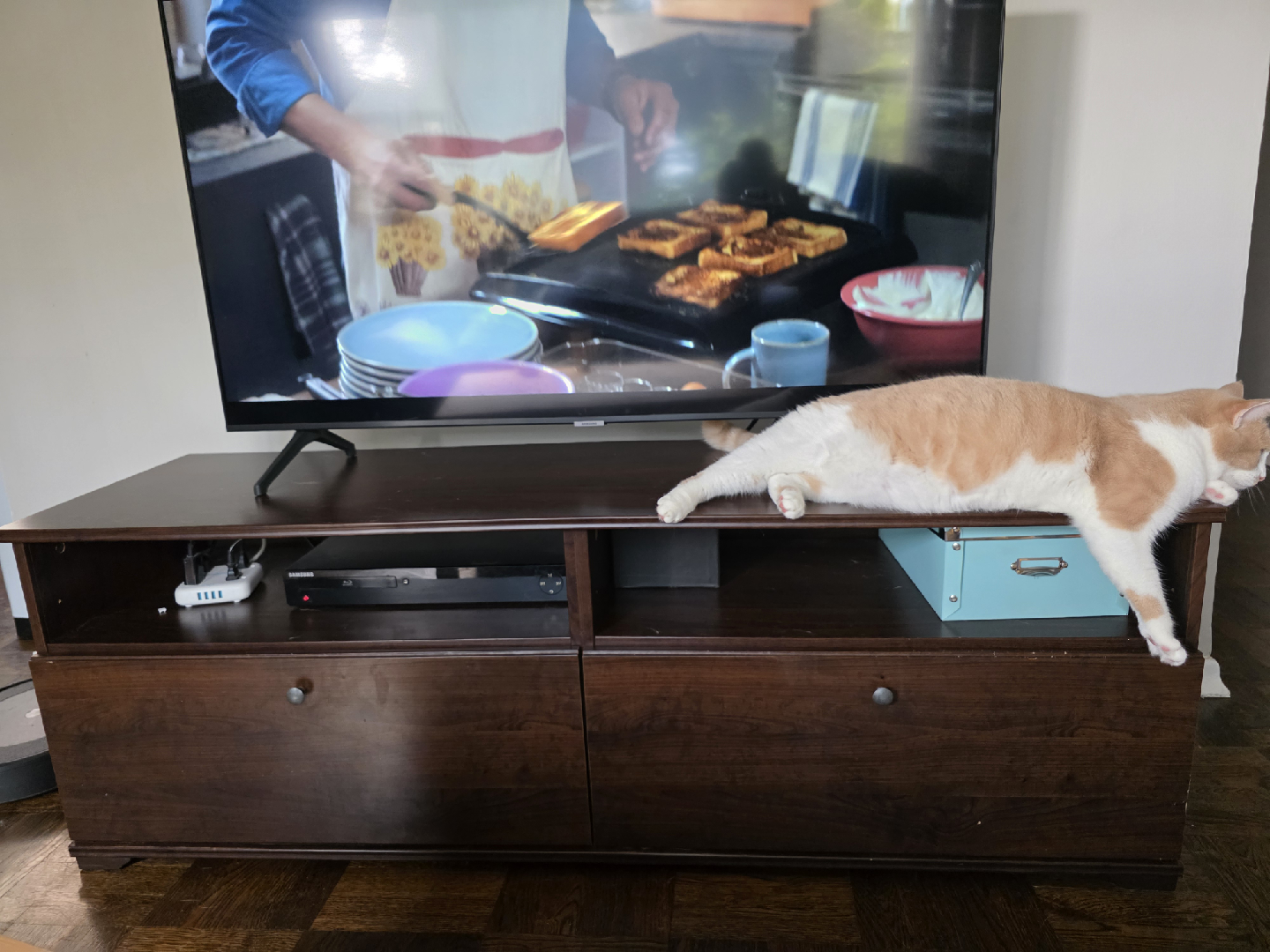 IKEA TV stand / Media Console