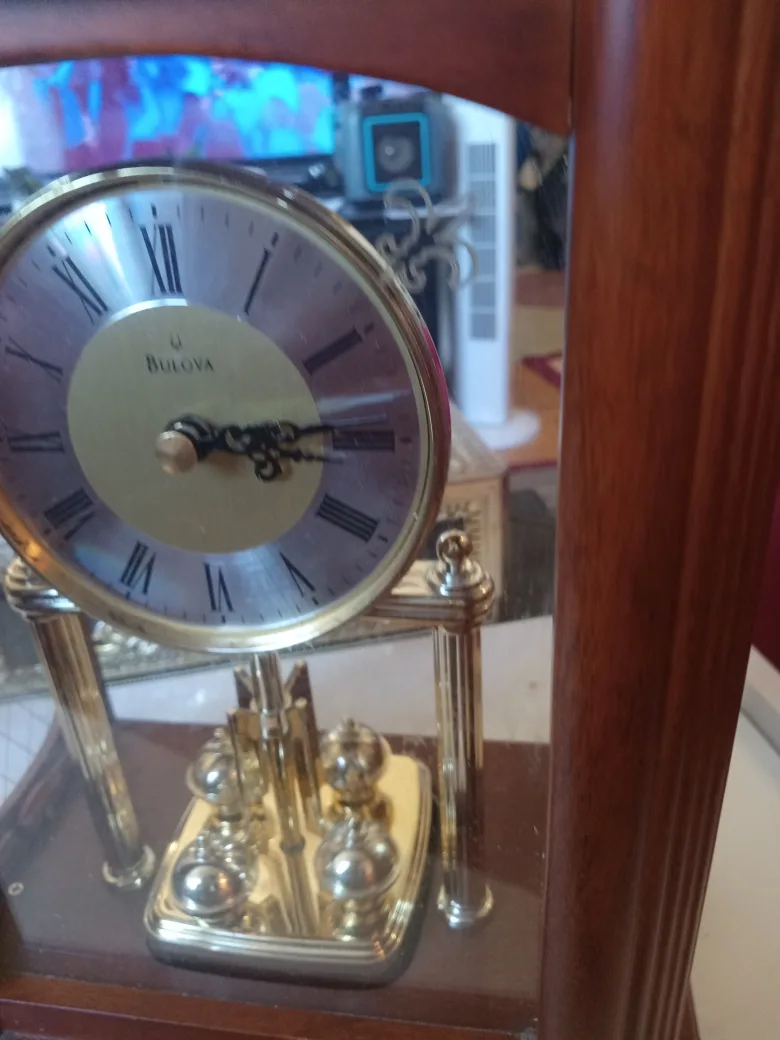 Bulova Mantel Clock with Westminster Chimes image indicator(4)