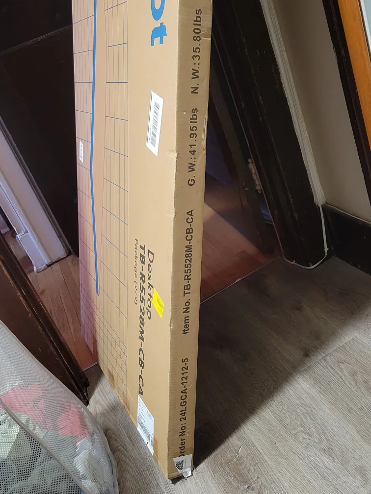 Flexispot Chipboard Top Desktop (55"x28") image indicator(2)