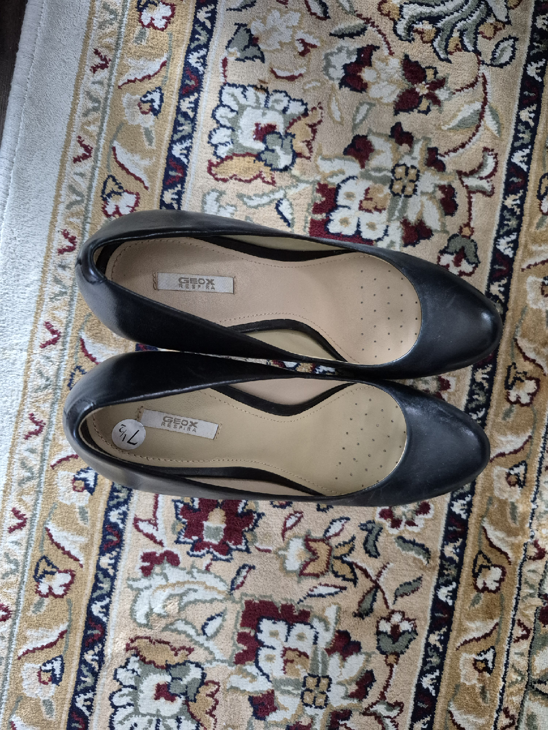 Black shoes GEOX