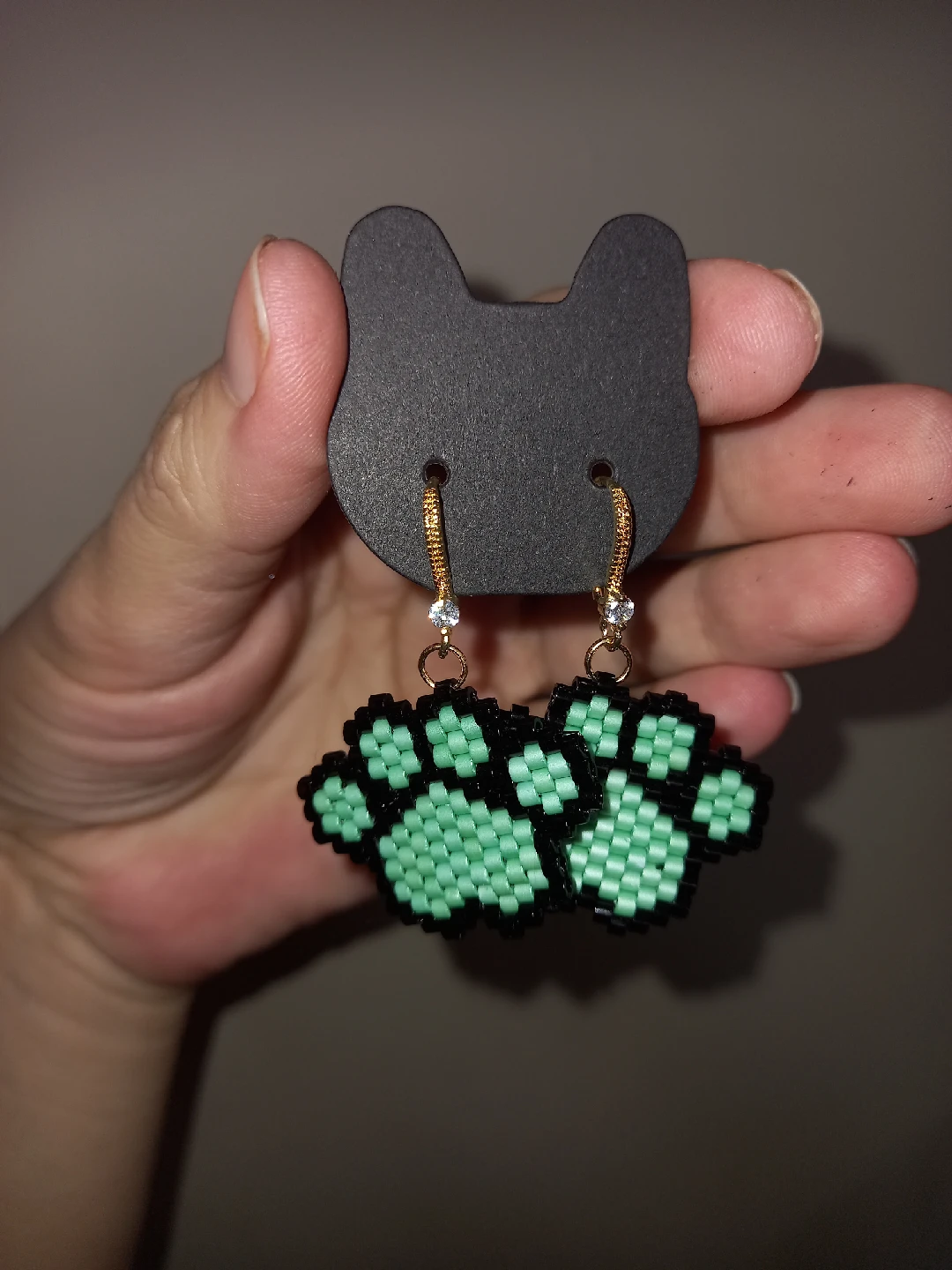 Handmade Beaded Paw Print Dangle Earrings - photo 3