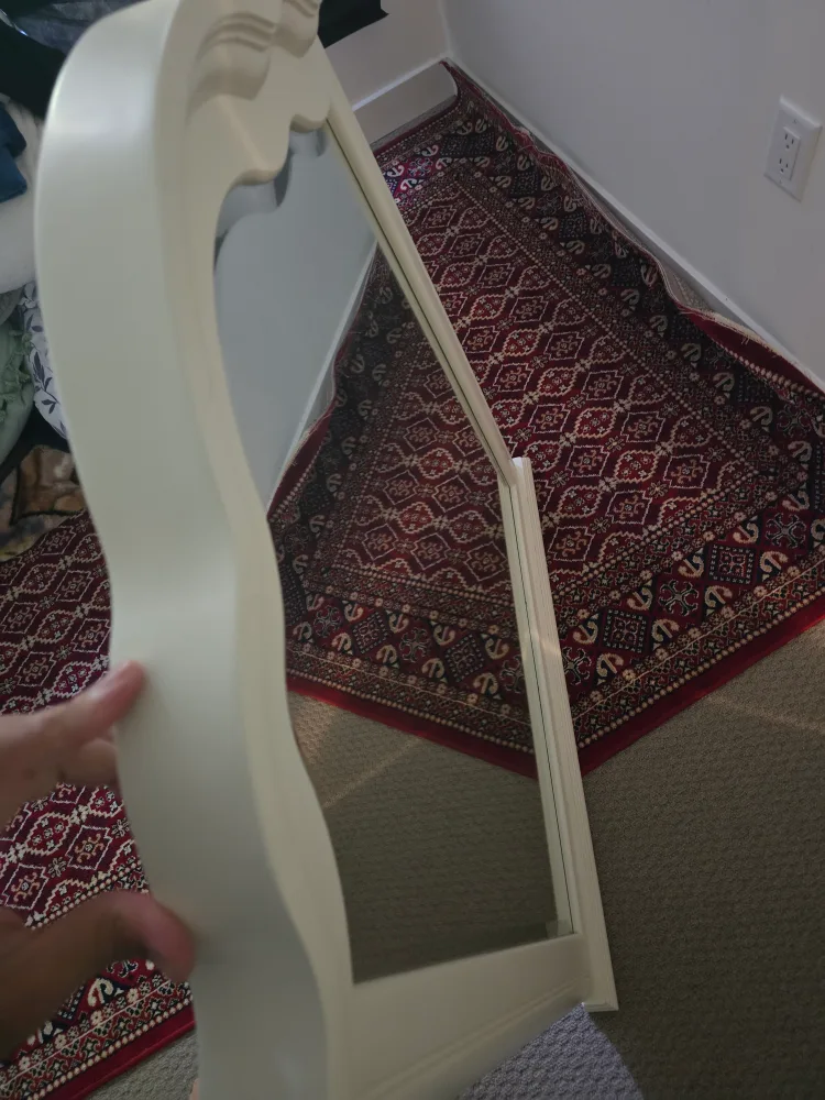 White Framed Wall Mirror image indicator(4)