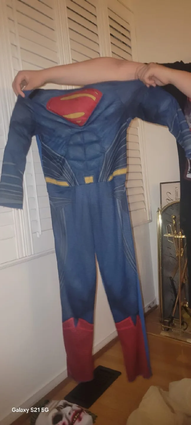 Assorted Kids' Halloween Costumes image indicator(2)