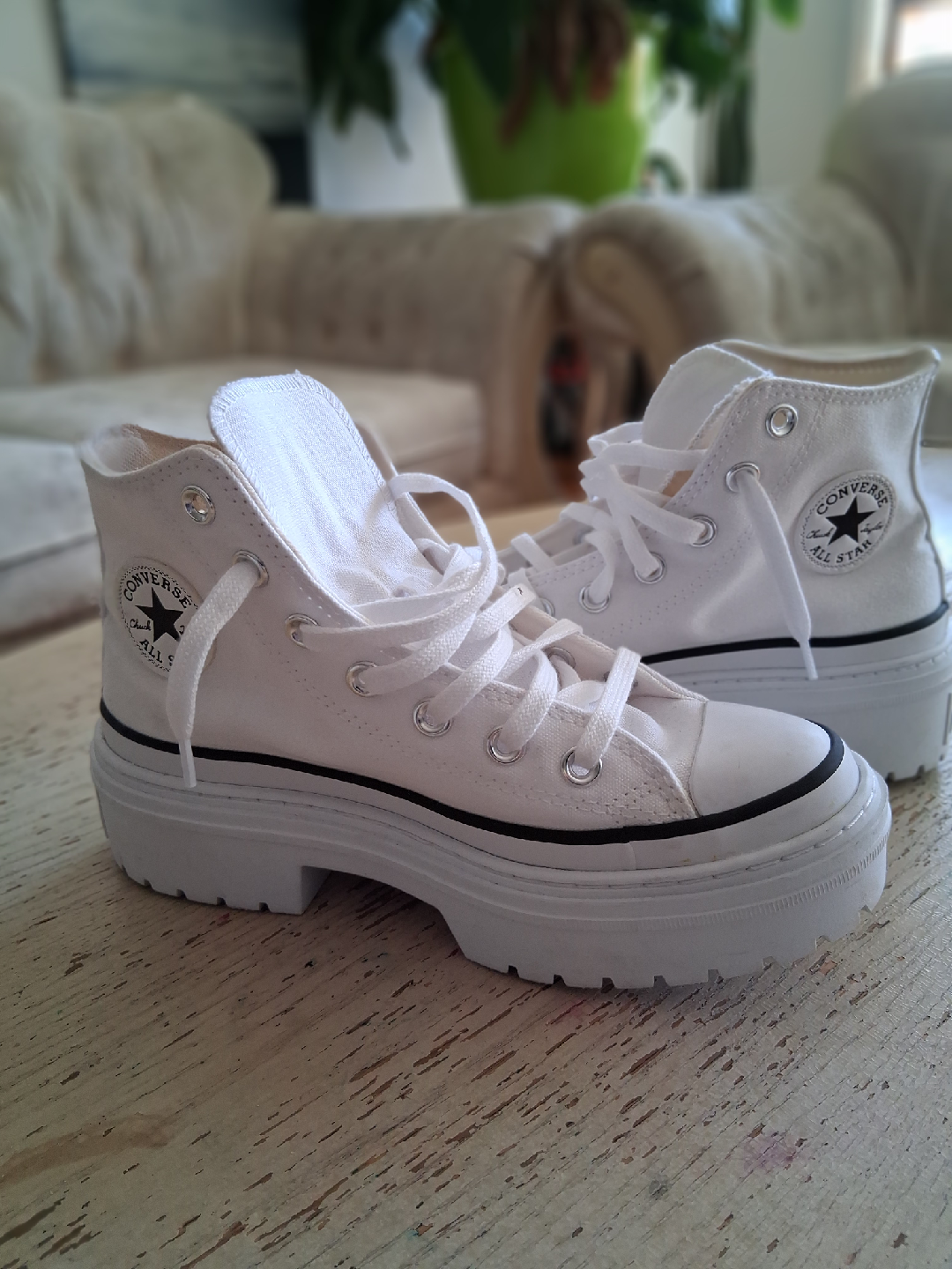 Converse Chuck Taylor All Star Lift Platform High Top - Size 6