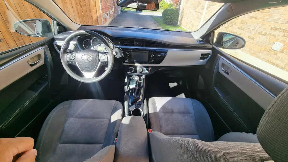 2014 Toyota Corolla LE Sedan - Grey image indicator(9)