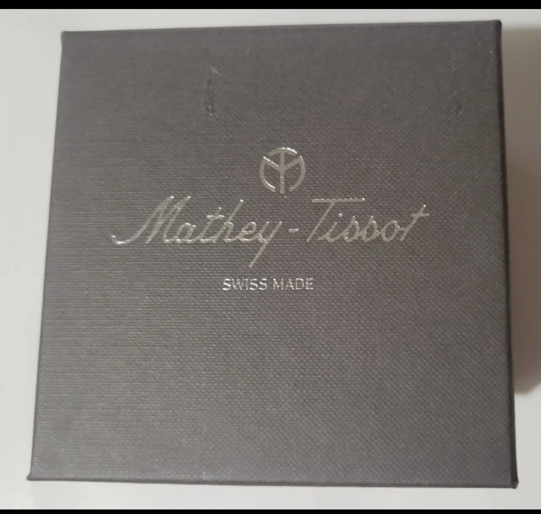 Tissot Swiss Watch with Box for sale image indicator(6)