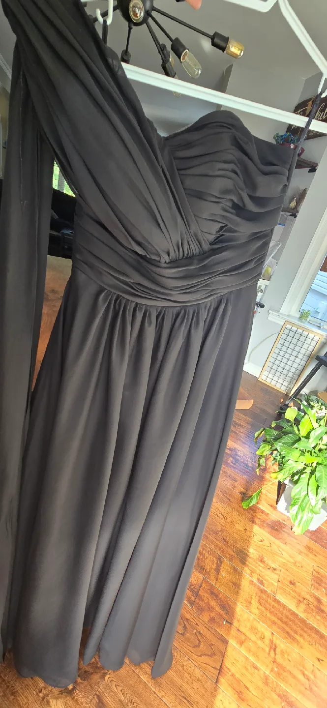 Black One-Shoulder Formal Dress, Size S