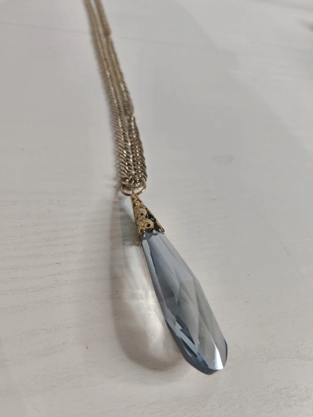 Fashion Necklace with Teardrop Pendant image indicator(2)