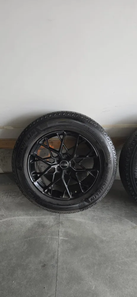 Michelin X-Ice Snow Tires on Black Rims - Set of 4 image indicator(5)