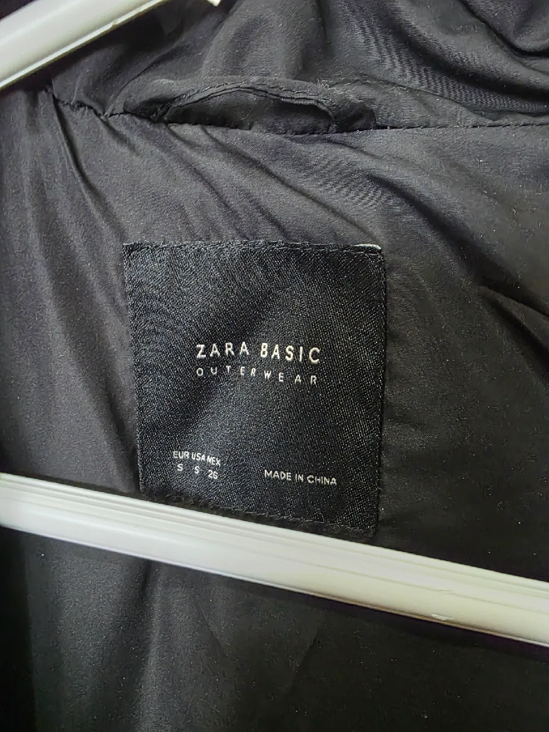 Zara Basic Outerwear Black Puffer Coat - Size S image indicator(4)