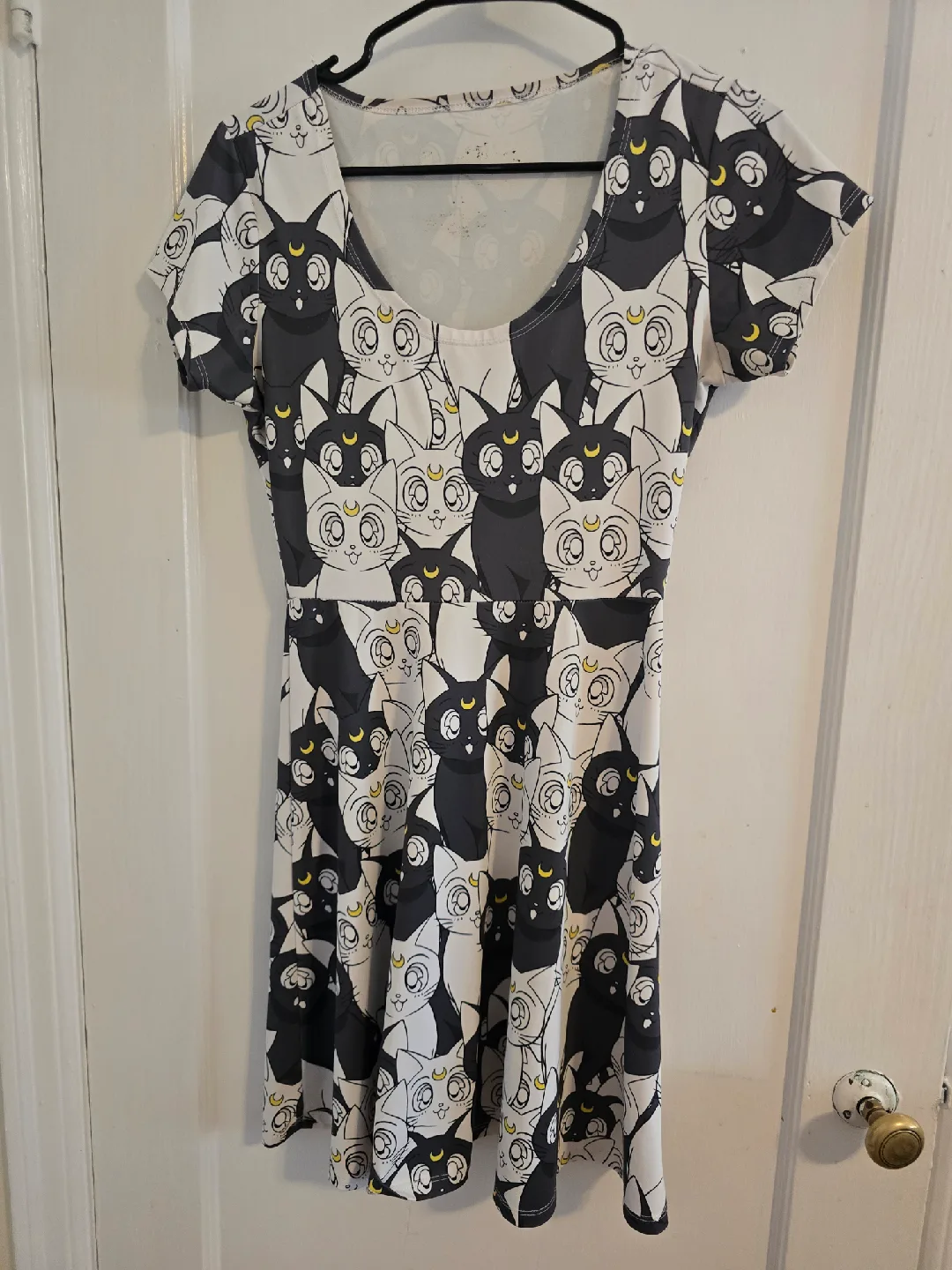 Dresses thumbnail