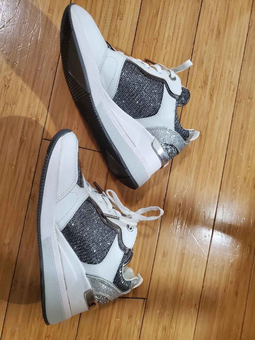 MICHAEL KORS Women's CRISTA Glitter Trainer Size 5M - photo 2