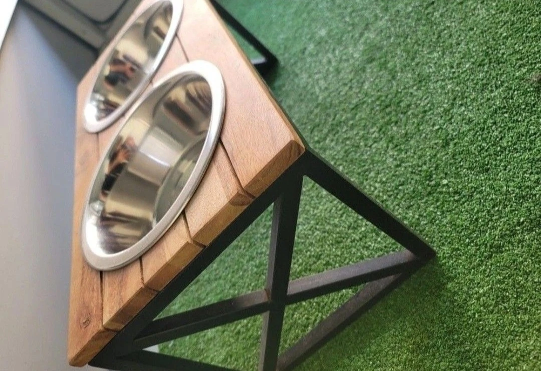Elevated Double Dog Bowl Stand