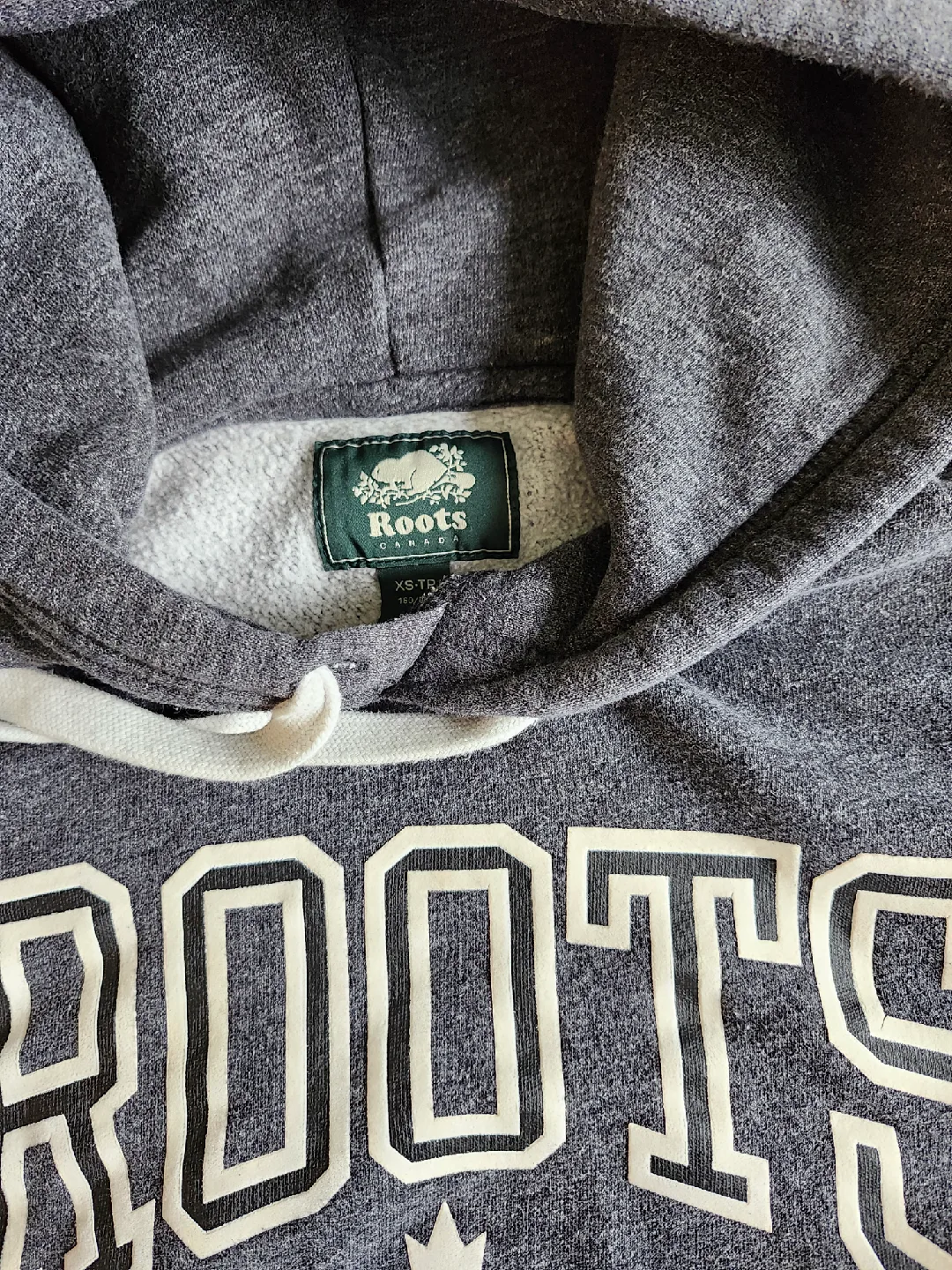Roots Canada Hoodie - Size XS image indicator(3)