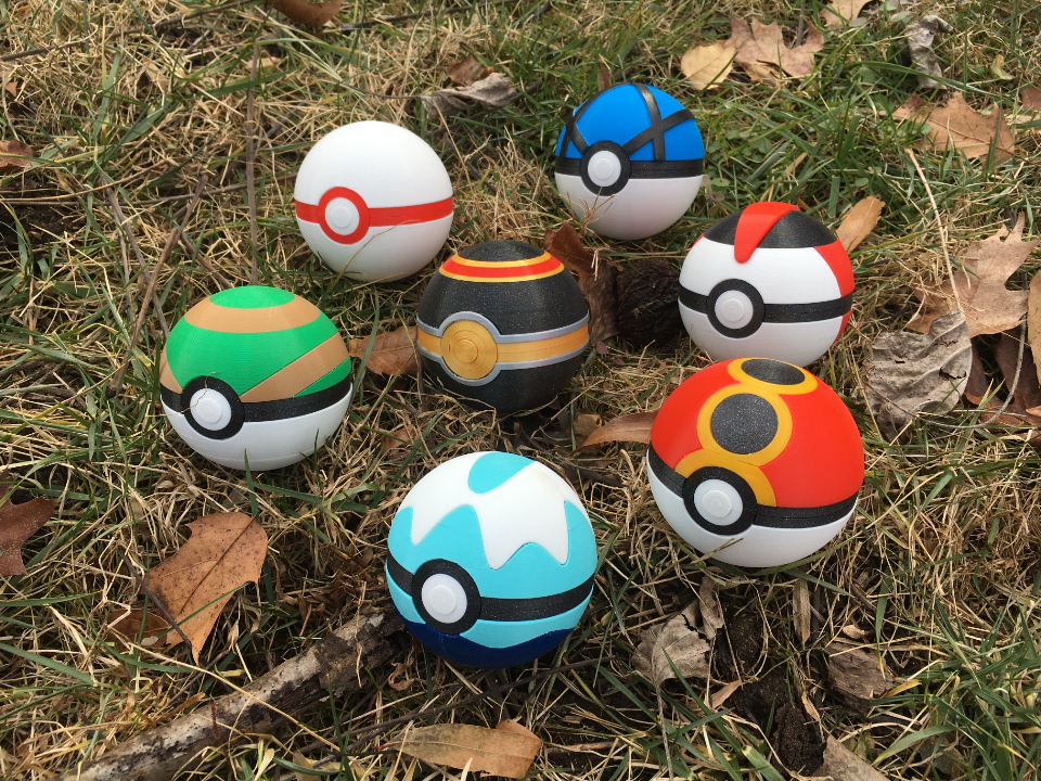 pokeball(with magnet lock) - photo 4