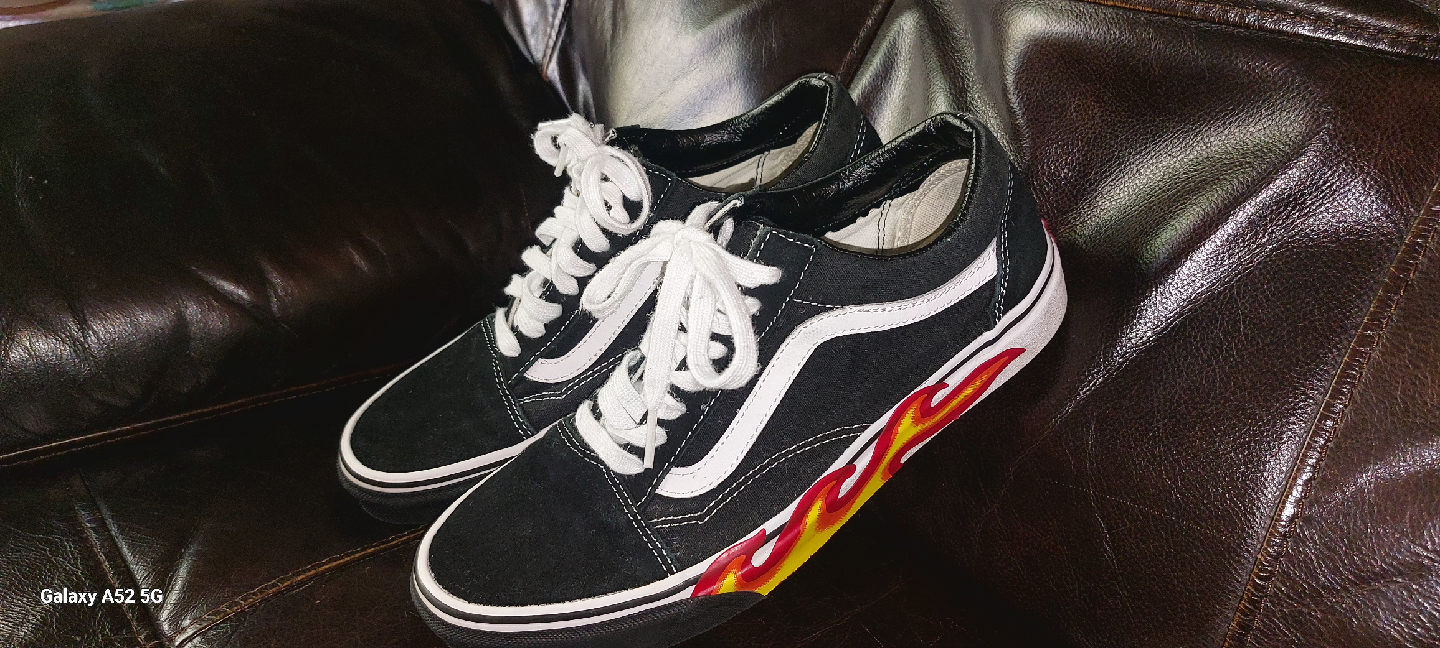 Vans Old Skool Flame Sneakers, Mens size 8, Womens 9.5 - photo 3