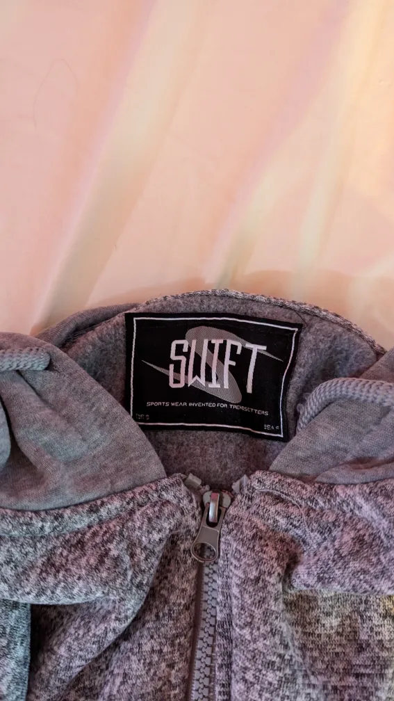Swift Gray Zip-Up Hoodie, Size S image indicator(3)