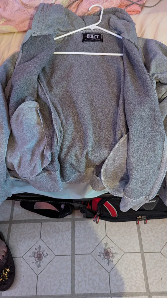 Swift Gray Zip-Up Hoodie, Size S image indicator(4)