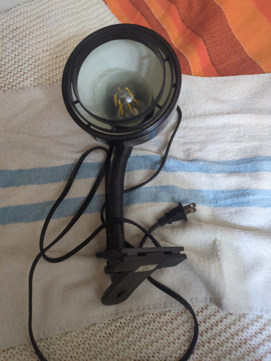 Black Clip-on Desk Lamp - photo 2