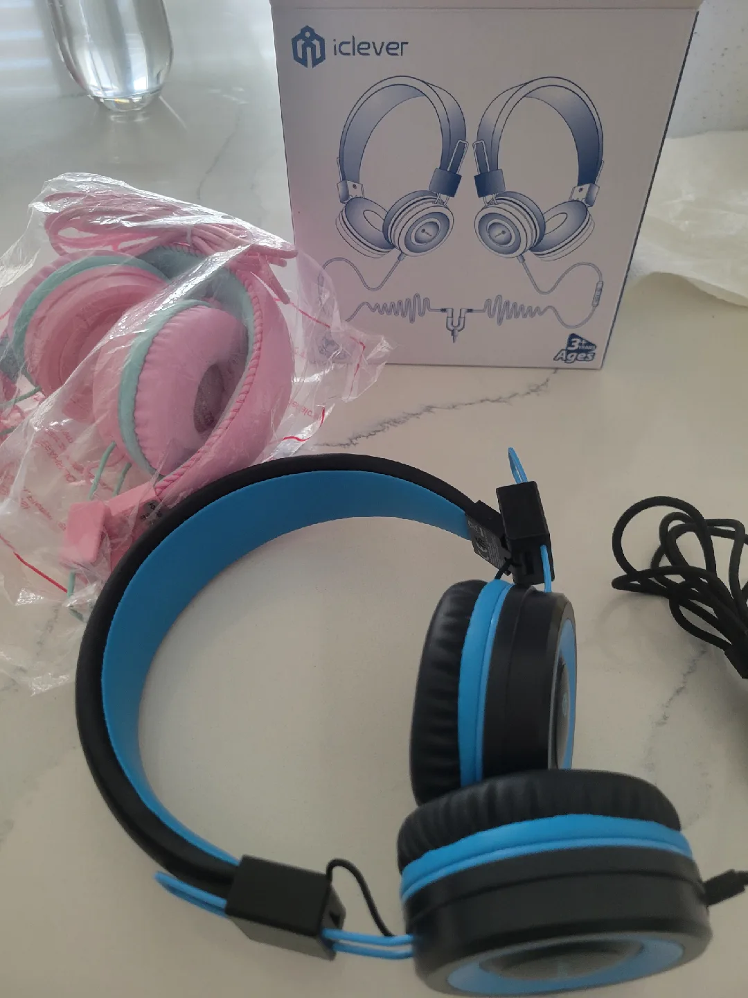 iClever Kids Headphones 2-Pack thumbnail