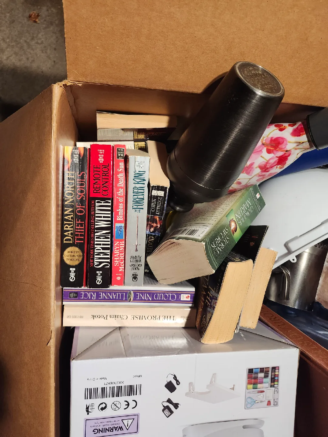 Mixed Lot: Miscellaneous items image indicator(2)