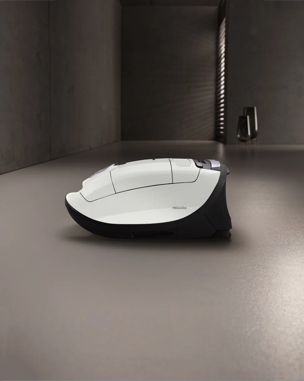 NEW Miele Complete C3 Excellence Canister Vacuum image indicator(10)