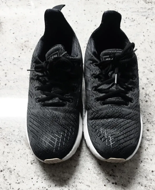 Adidas Black Running Shoes image indicator(2)