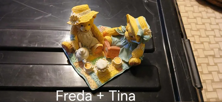 Frederic & Tina Bear Figurine thumbnail