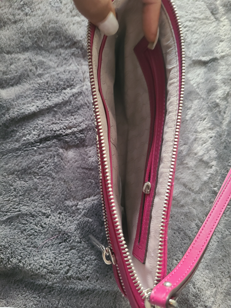 Michael Kors Pink Leather Wristlet - photo 2