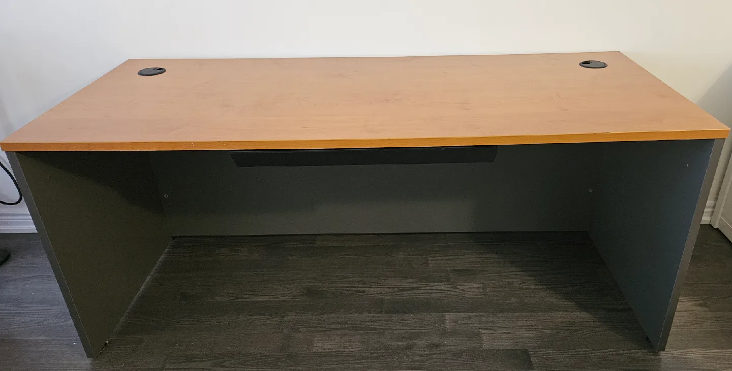 Large Desk with Top Storage image indicator(2)