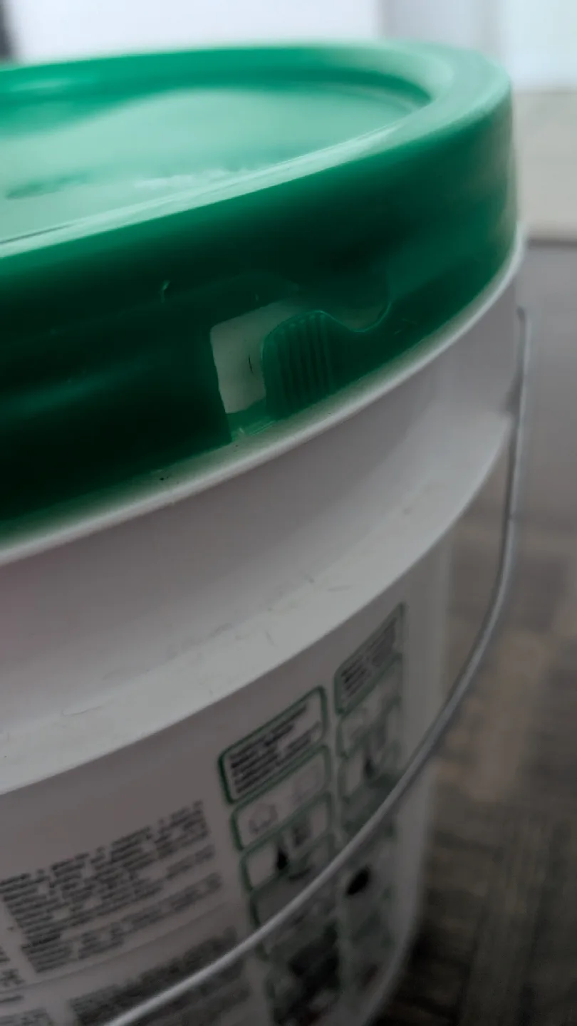 Mapei Ultrabond ECO 983 – 15.1 L (4 US gal) – Sealed Bucket image indicator(2)