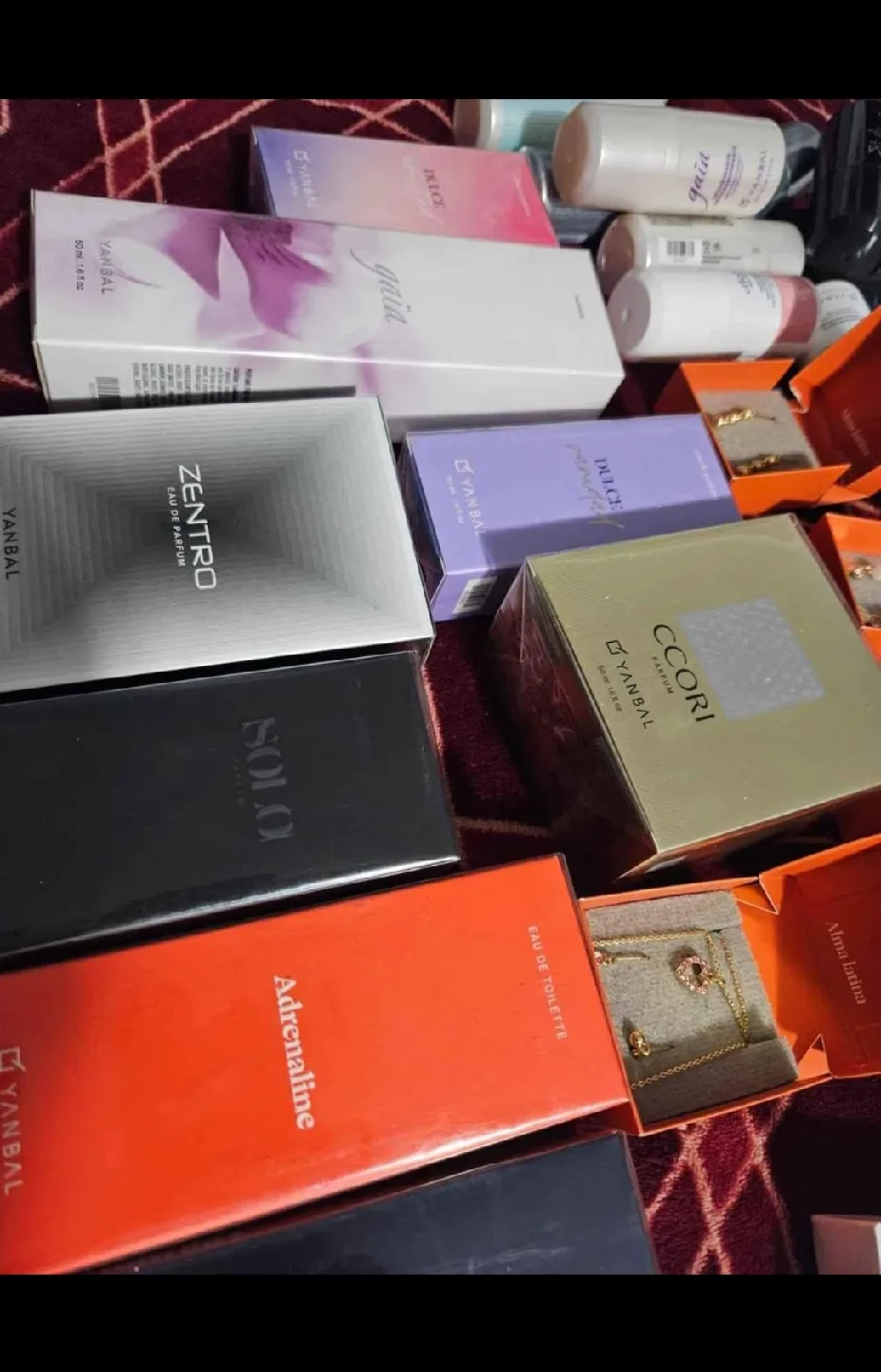 Yanbal Beauty Products & Jewelry image indicator(7)