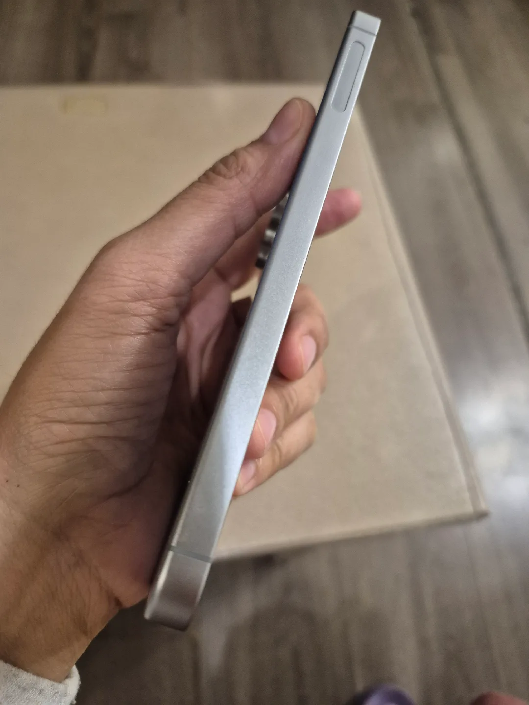 Samsung S 24 FE Unlocked 128 GB image indicator(3)