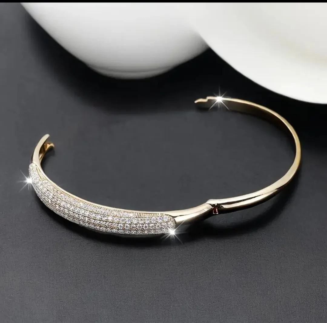 Gold Bangle Bracelet with Rhinestones image indicator(5)