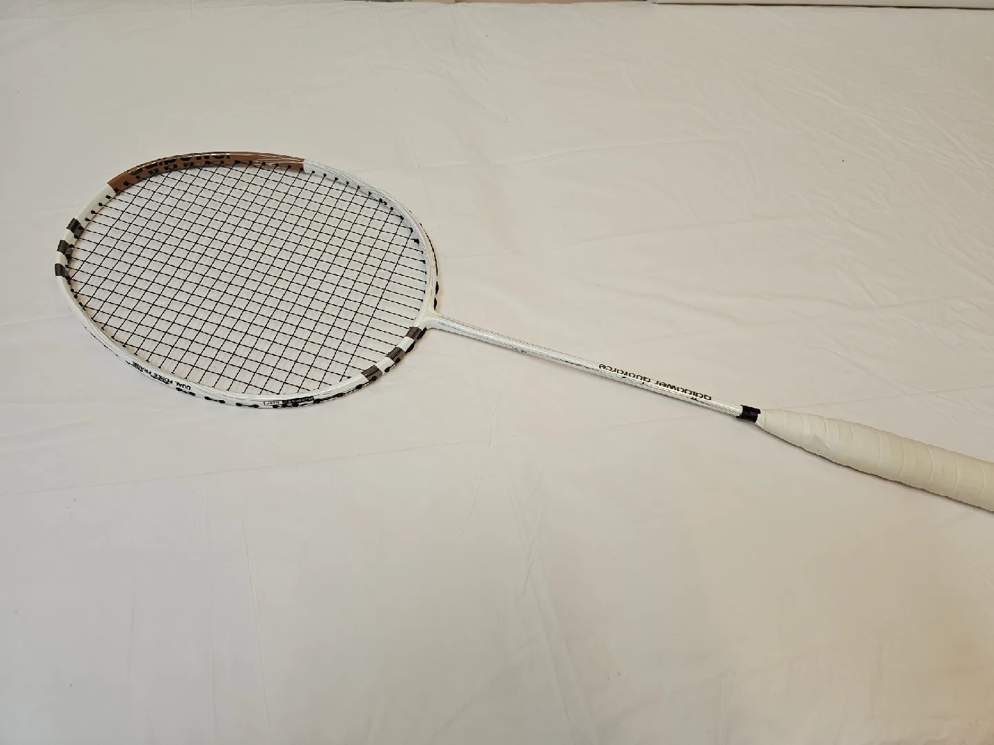 3U ADIDAS Dual Force Frame Badminton Racquet - Stiff & Balanced image indicator(7)