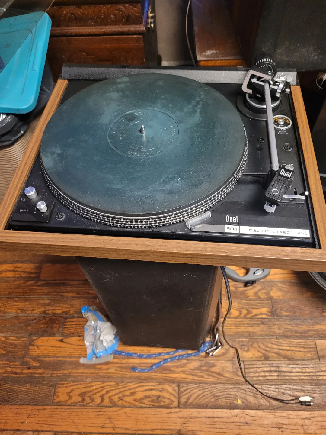 Dual 604 Electronic Direct Drive Turntable image indicator(2)