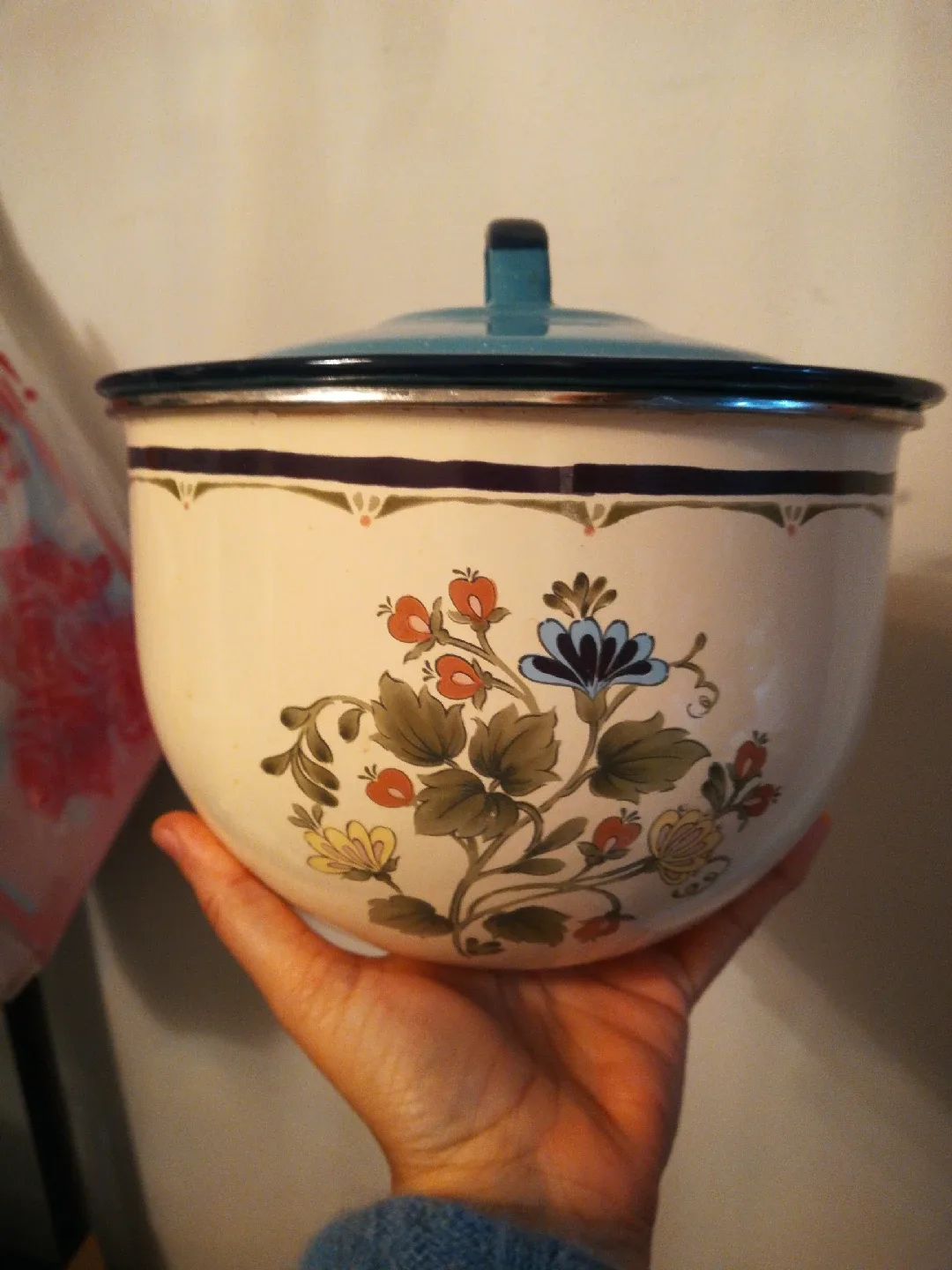 Vintage Enamelware Cooking Pot with Lid