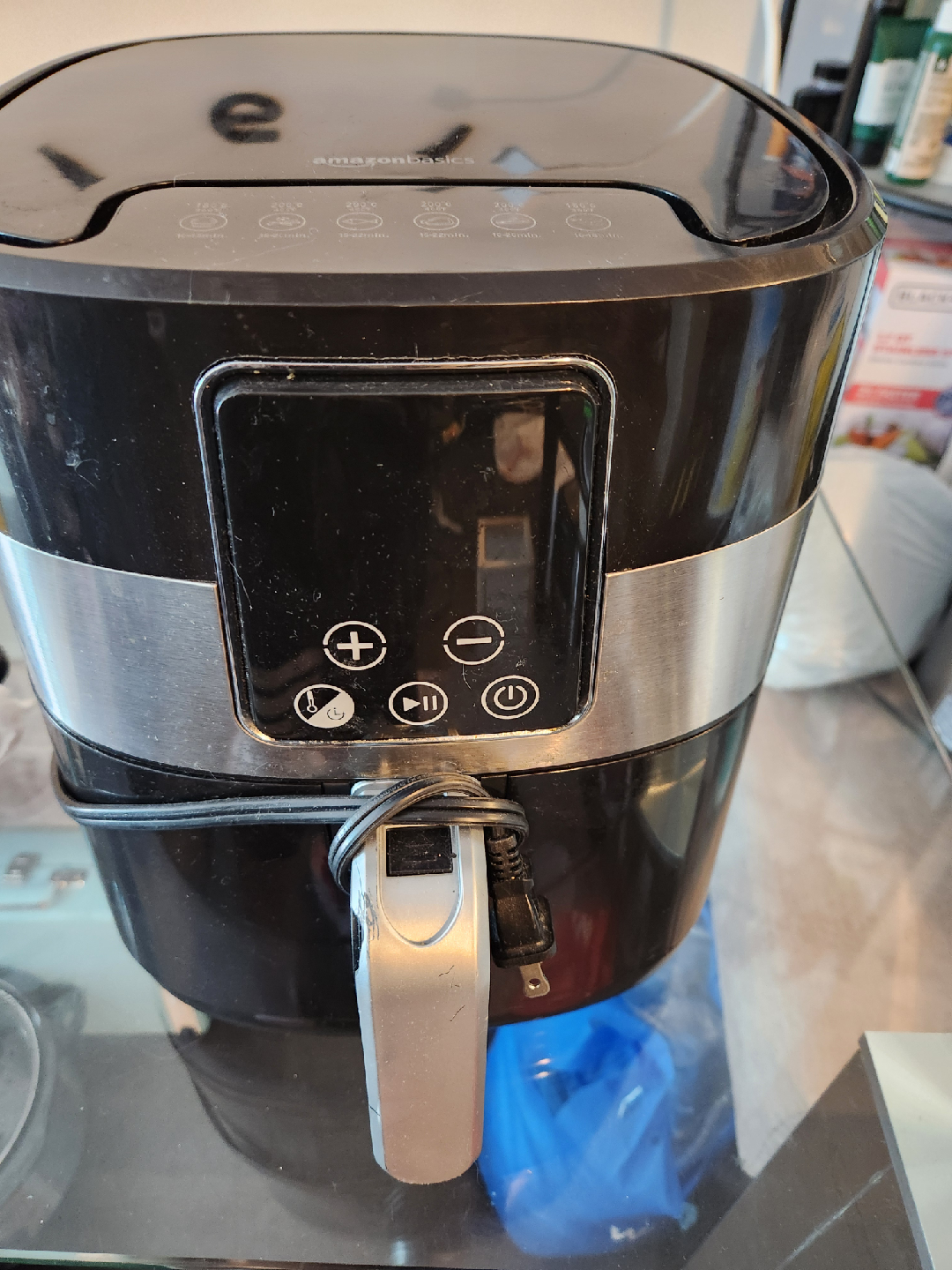 AmazonBasics Air Fryer - Black