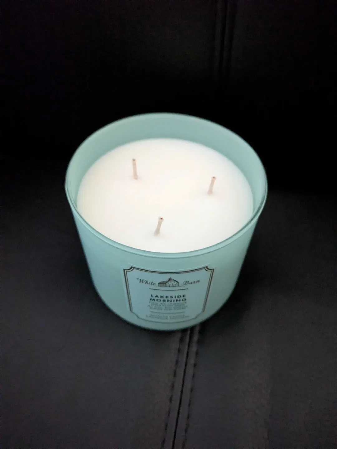 NEW! White Barn Lakeside Morning Scented Candle image indicator(3)