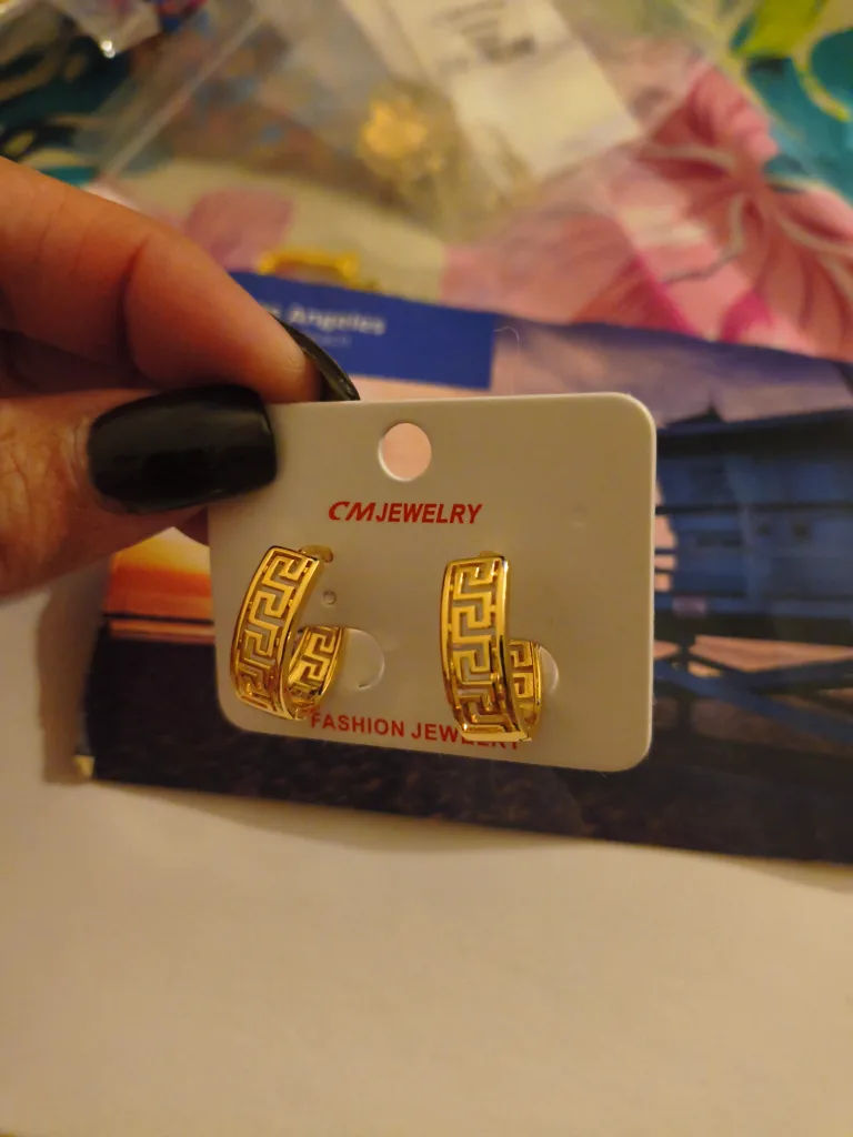 CM Jewelry Gold Fashion Earrings image indicator(2)
