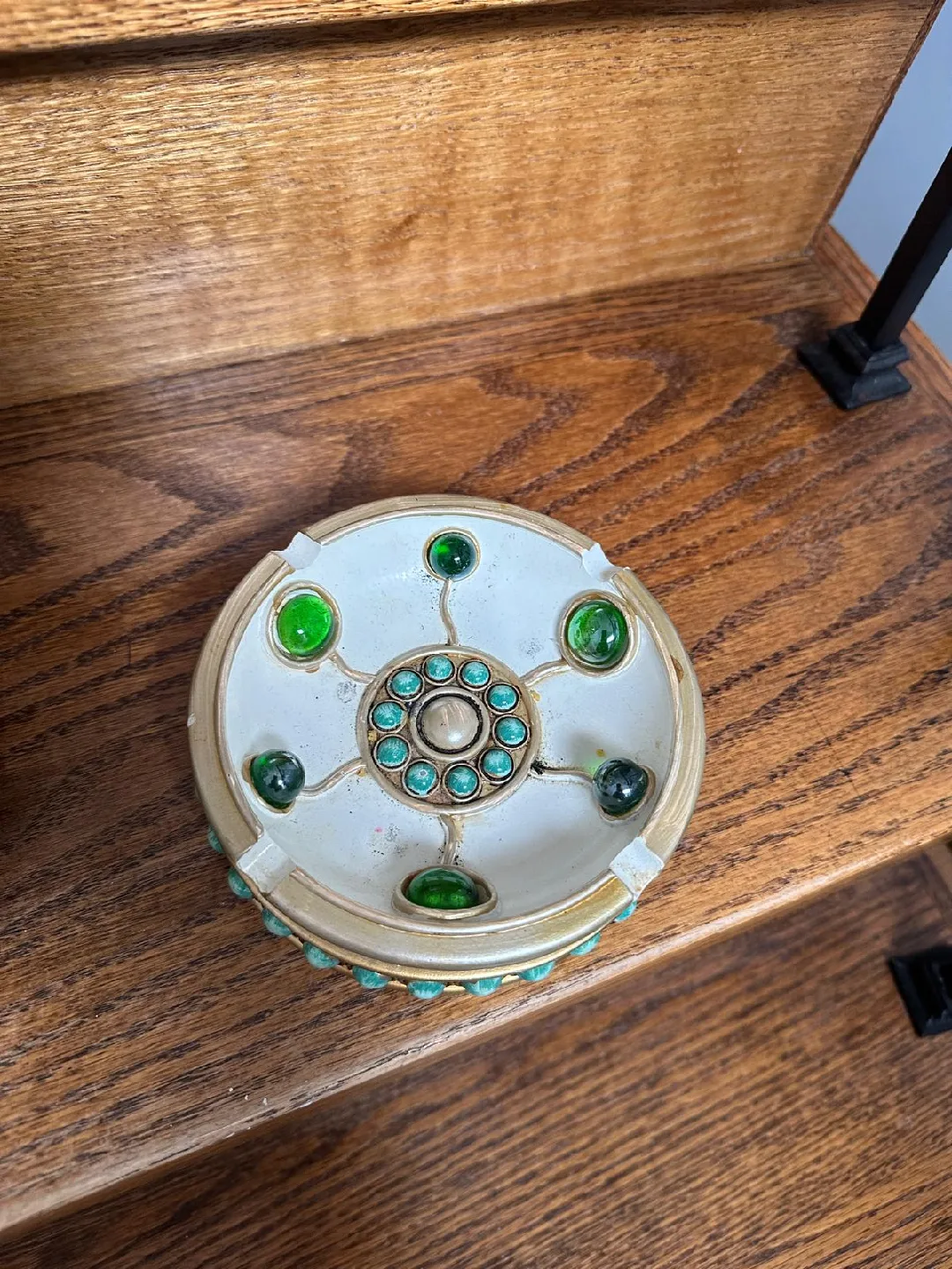 Decorative Ashtray image indicator(2)