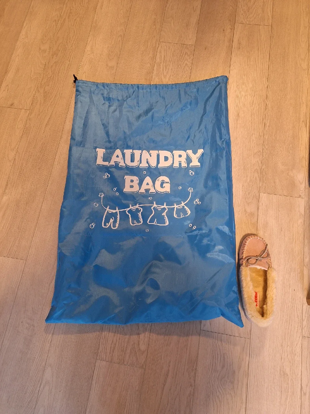 Blue Laundry-Storage Bag thumbnail
